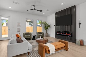 TV connectée, cheminée