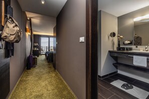 Double Room, Balcony, Mountain View