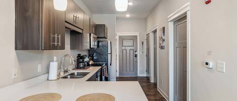 Fridge, microwave, oven, stovetop