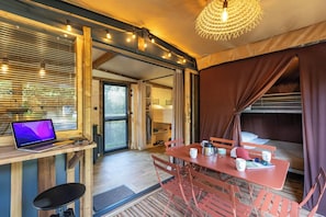 Cottage | Area keluarga | Foosball dan meja tenis meja