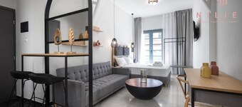 Phìlus Nilie Hospitality MGMT