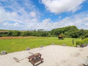 Outdoor dining - The Lookout (Truro)