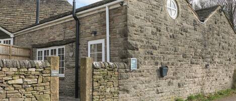Cottage | Front of property