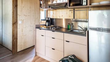 Chalet | Private kitchen | Coffee/tea maker, highchair