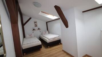 1 habitación, wifi gratis y ropa de cama