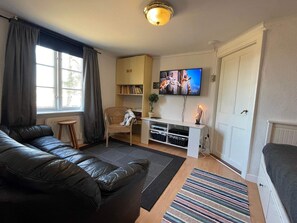 House | Interior - 5 Person Holiday Home in Farbo (Fårbo)