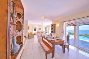 Dining - Villa Zeytin Agaci, Kas Peninsula (Antalya)