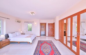 4 Schlafzimmer, Bügeleisen/Bügelbrett, WLAN, Bettwäsche