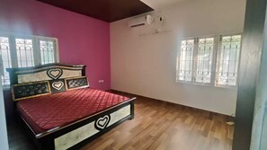 Superior Double Room, Balcony, Garden View | Desk, iron/ironing board, free WiFi - Ravana kottai Palace (Chennai)