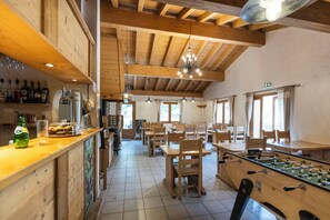 Interior - Huttopia Champagny en Vanoise (Champagny-en-Vanoise)