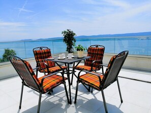 Outdoor dining - Villa Kira-4 stars accommodation for your perfect vacation (Lokva Rogoznica)