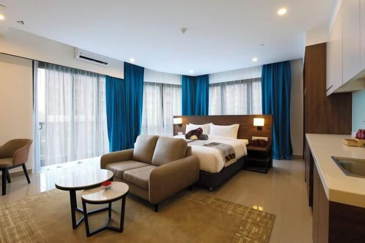 Edredons de pluma, frigobar, Wi-Fi de cortesia, roupa de cama
