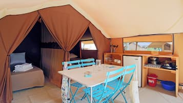 Telt | Eget kjøkken | Høy barnestol