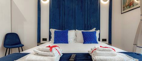 Deluxe Double Room | In-room safe, blackout drapes, soundproofing, iron/ironing board