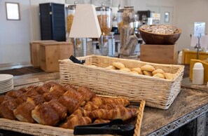 Dagelijks ontbijtbuffet (toeslag)