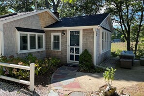 Exterior - Whispering Waters: 005-D  Waterfront, Private Beach, Kayaks, SUPs (West Dennis)