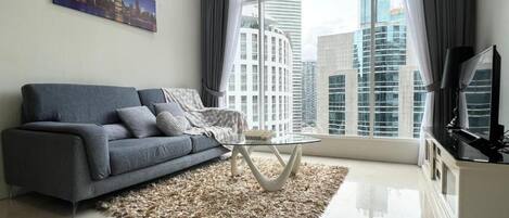 Family Apartment, 2 Bedrooms, Air conditioning, City View | Living area