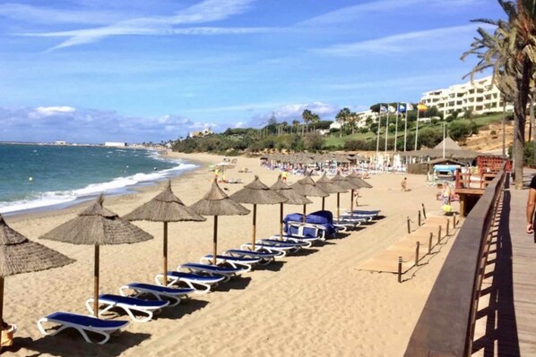 Beach - MARBELLA BEACHFRONT - Apartment with sea views-2A (Marbella)