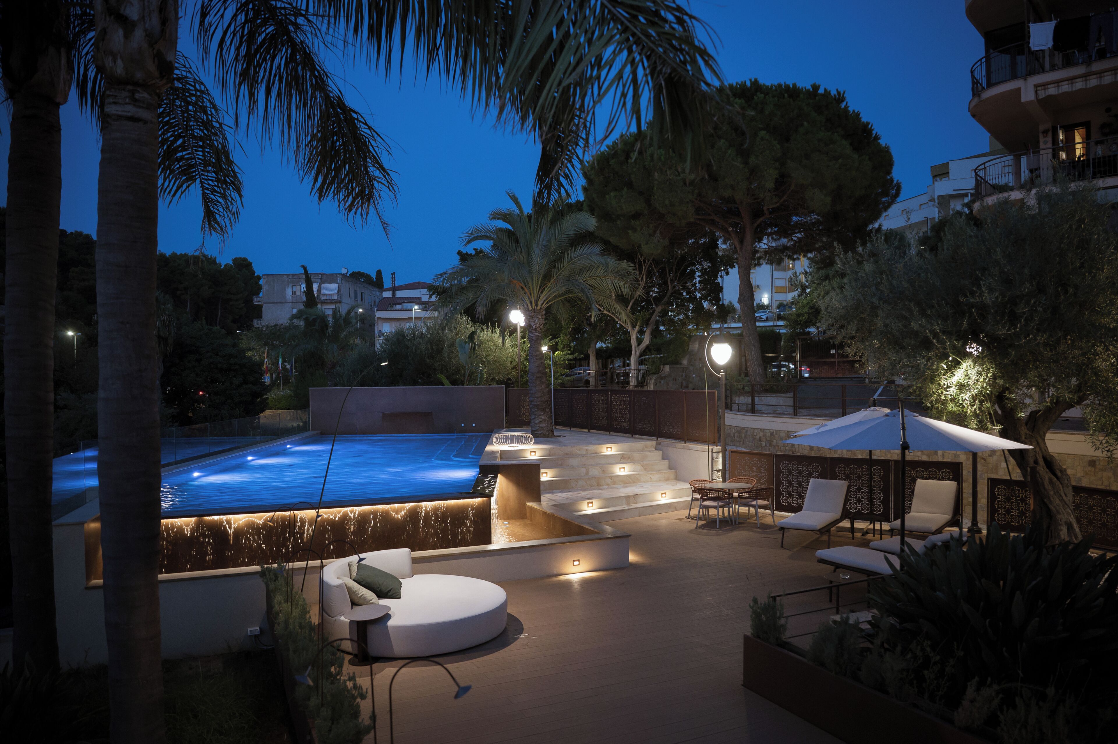 Indoor pool, seasonal outdoor pool
