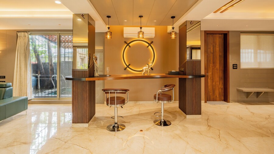 Alaya Stays - Imperial Calista 4BHK near Khandala Hills