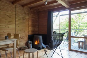 Cabin | Living area | Foosball, table tennis - Huttopia de Roos (Beerze)