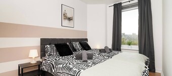 The Milton | Dunfermline | Parking  Free Wfi