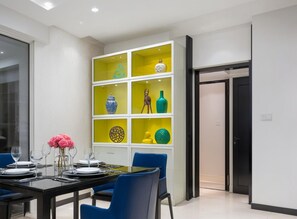 Apartment | Dining