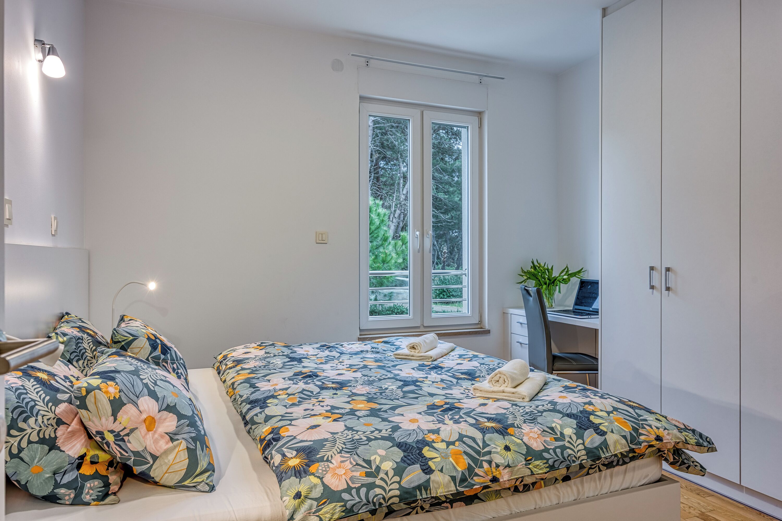 1 chambre, fer et planche à repasser, Wi-Fi gratuit, draps fournis