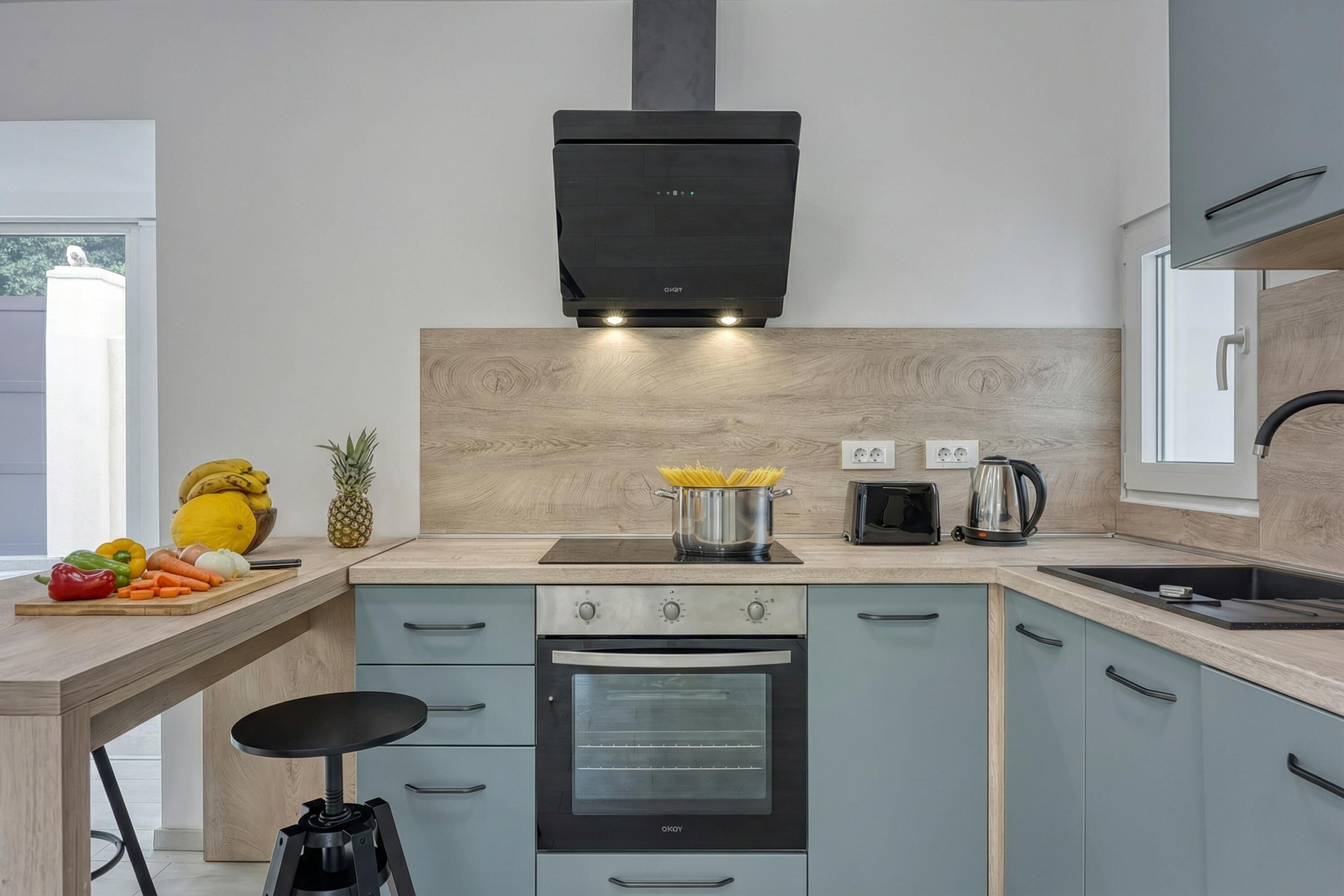 Family Apartment, Multiple Bedrooms, Sea Facing (The View Apartment Veli Lošinj) | Private kitchen | Fridge, oven, stovetop, dishwasher