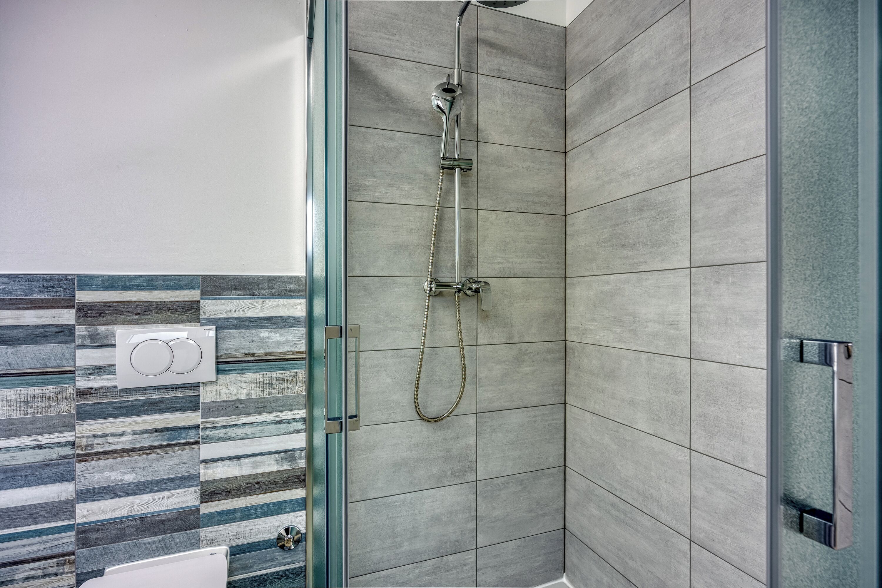 Family Apartment, Multiple Bedrooms, Sea Facing (The View Apartment Veli Lošinj) | Bathroom