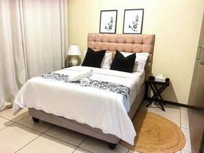 1 soverom, strykejern/-brett, wi-fi og sengetøy