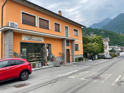 APPARTAMENTO  RAGOZZA TRA LAGHI E MONTI,