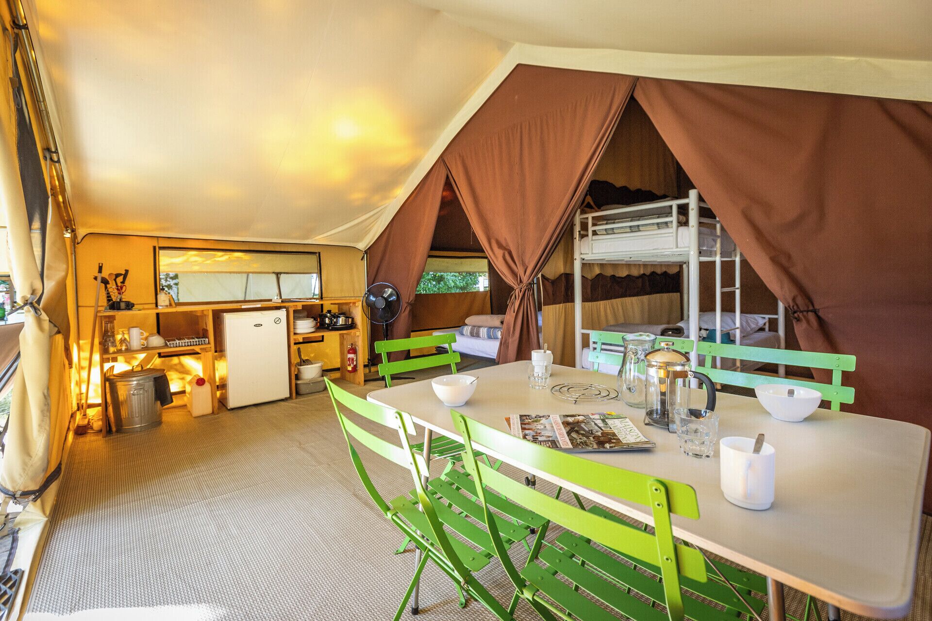 Tenda familiare | Area soggiorno | Tavolo da calcetto, tavolo da ping pong