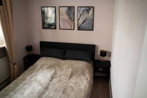 1 quarto, ferros/tábuas de passar roupa, Wi-Fi, roupa de cama