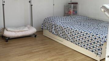 1 chambre, bureau, fer et planche Ă repasser, Wi-Fi gratuit