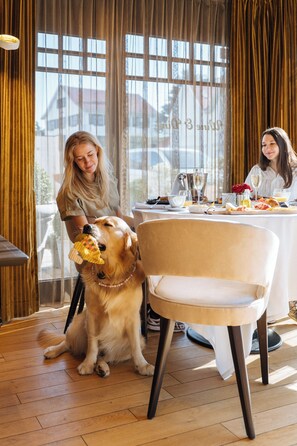 Frokostbuffé hver dag (mot et tillegg)