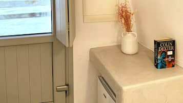 Family Room | Bathroom