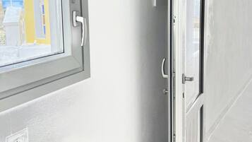 Habitación doble superior | Caja fuerte, wifi gratis, ropa de cama