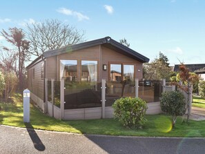 Exterior - 2 bedroom accommodation in Runswick Bay, near Staithes (Runswick Bay, near Staithes)