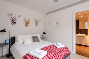 2 bedrooms, Internet - The Nordic Nook Luxury Marylebone - by Out of Office Lifestyle (London)
