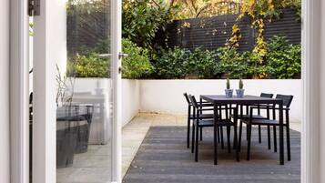 Apartment | 2 bedrooms, Internet