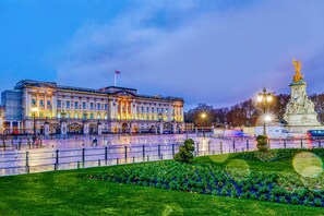 Apartment - The Buckingham Royal (London)