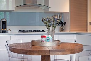 Apartment | 2 bedrooms, Internet
