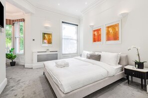 Apartment | 3 bedrooms, Internet - The Family Getaway - by Out of Office Lifestyle (London)
