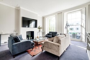 Huis | 3 slaapkamers, een bureau, snel internet