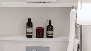 Apartment | 2 bedrooms, Internet