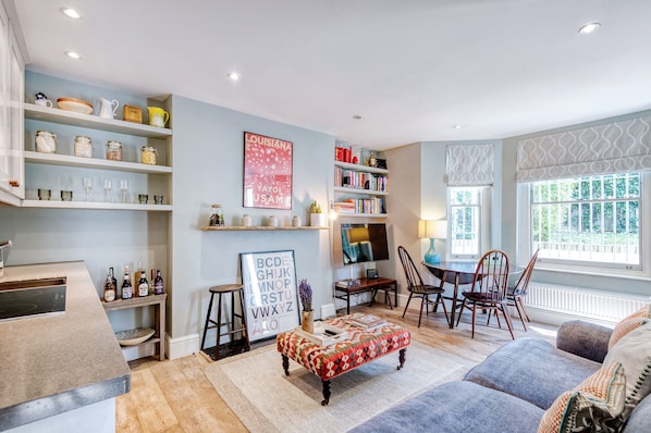 Apartment | 1 bedroom, Internet - The Westbourne Hideaway - Notting Hill 1 Bed - by Out of Office Lifestyle (London)