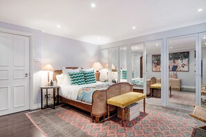 House - Belgravia Beauty - by Out of Office Lifestyle (London)