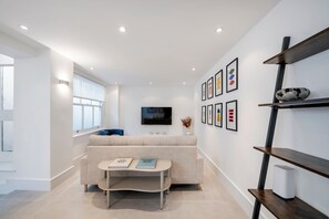 2 bedrooms, Internet