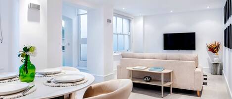 Apartment | 2 bedrooms, Internet